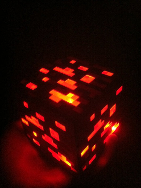 Minério de diamante iluminado