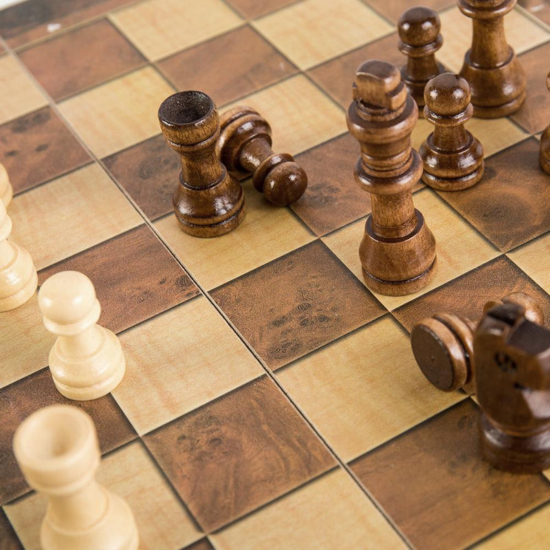 Jogo de tabuleiro de xadrez de madeira dobrável